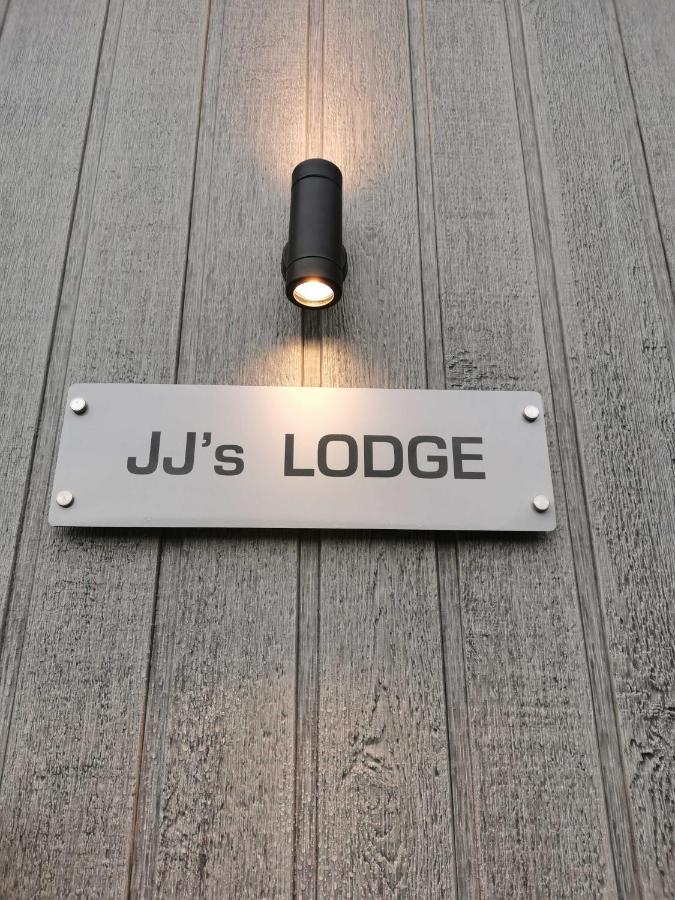 JJs Villa York Bagian luar foto