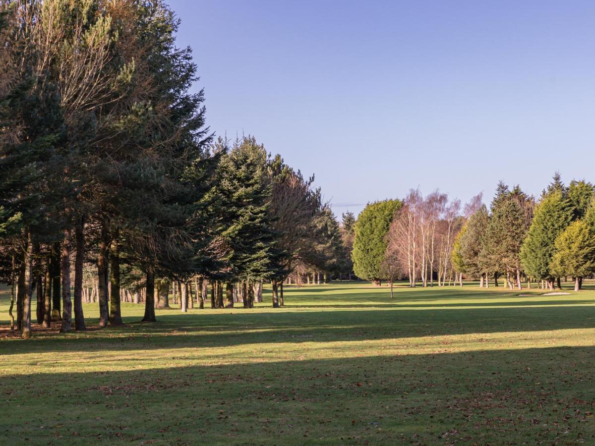 JJs Villa York Bagian luar foto